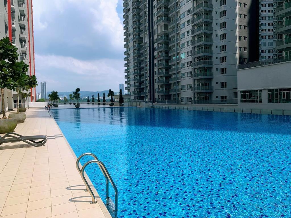 Corner Kl Pool View Rc Residence Kuala Lumpur Exterior foto